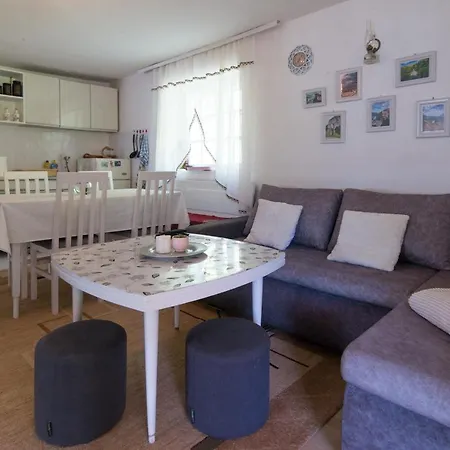 Kuca Za Odmor Anka Zaovljanka